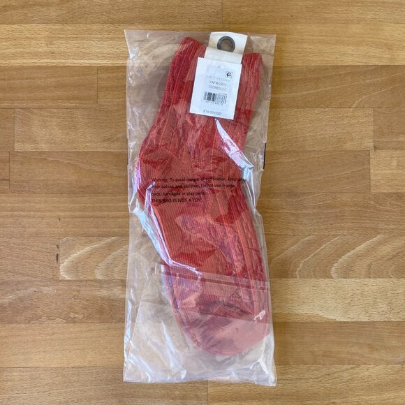 FREE PEOPLE Essential Socks Sock Cotton Cable Knit Terracotta OS - Picture 4 of 4